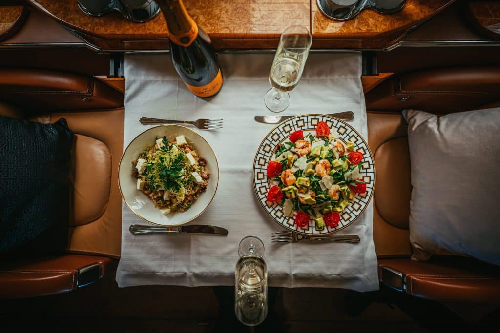 Comment commander un repas spécial dans l’avion ? 