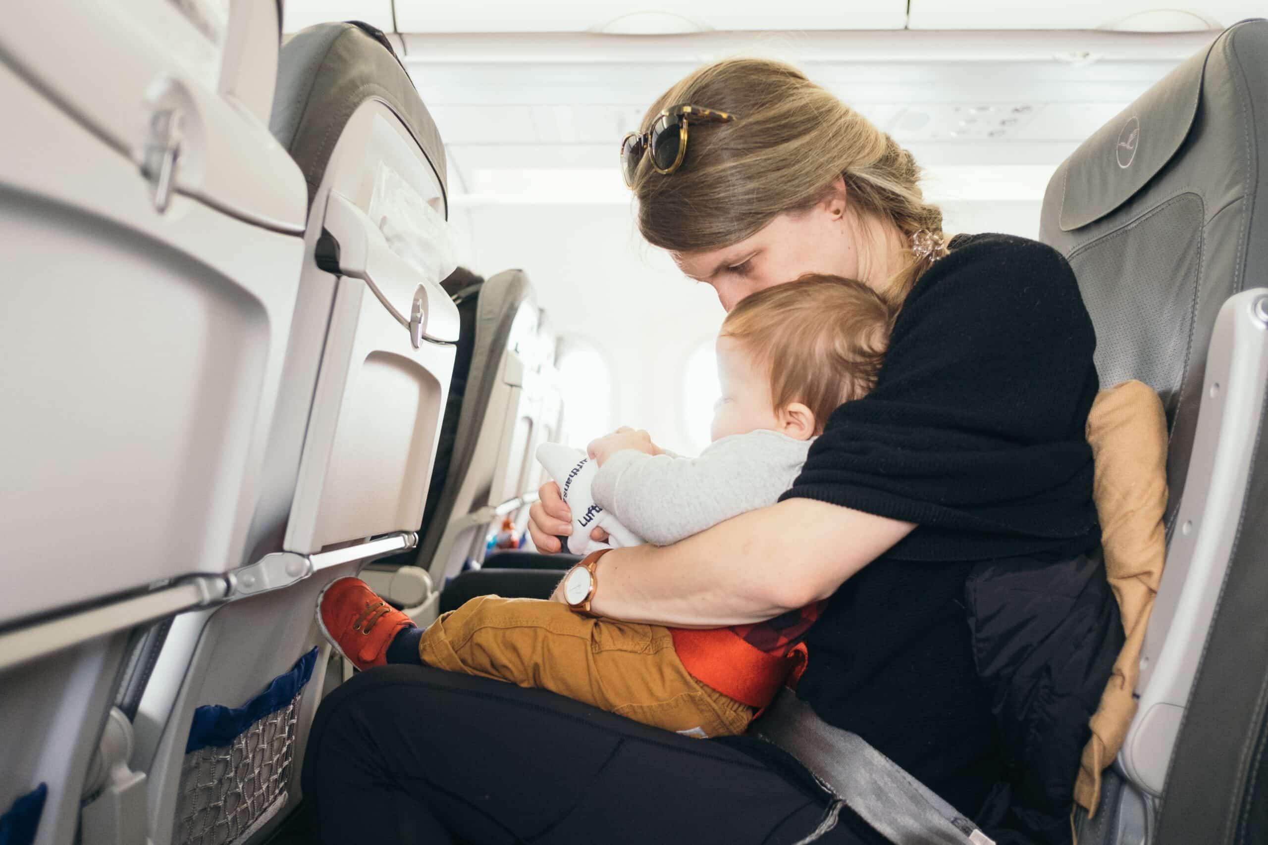 3 solutions pour se déplacer avec bébé en voyage